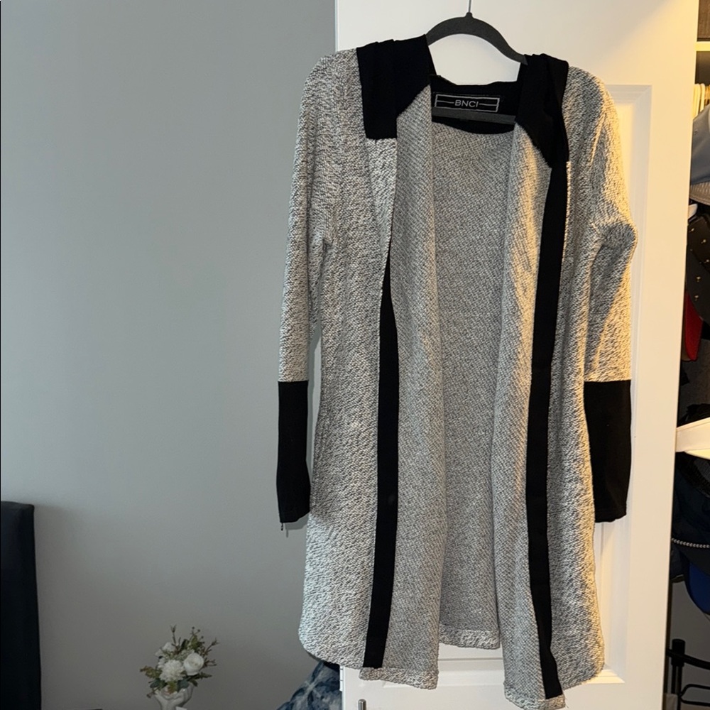Chic Black and Gray Cardigan